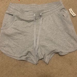 Amazon essentials shorts